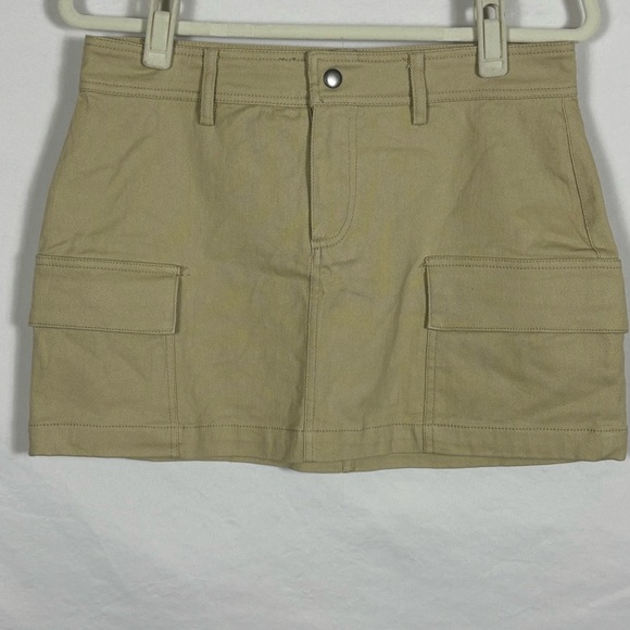 Anthropologie Lea & Viola Dresses & Skirts - Anthropologie Lea & Viola Khaki Mini Skirt-M